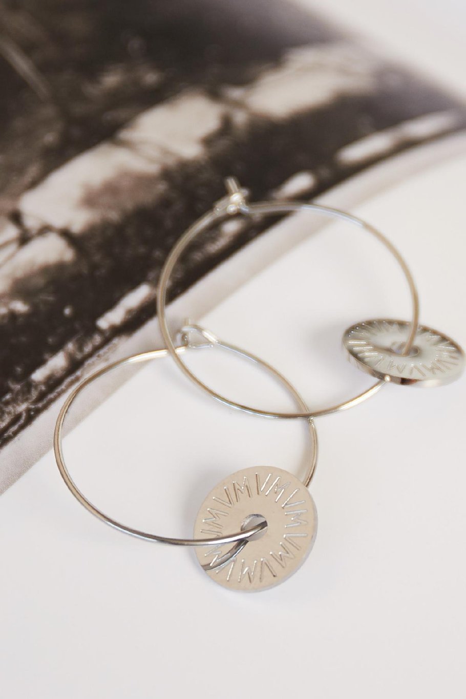 Oorbellen Little Coin Zilver Stainless Steel Afbeelding2